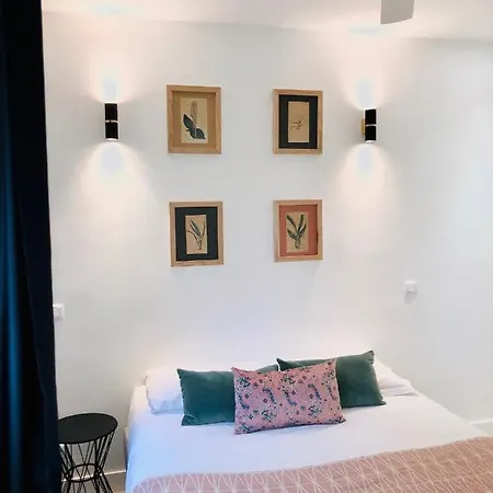 3 Bedrooms Tour Eiffel + Parking Apartamento *